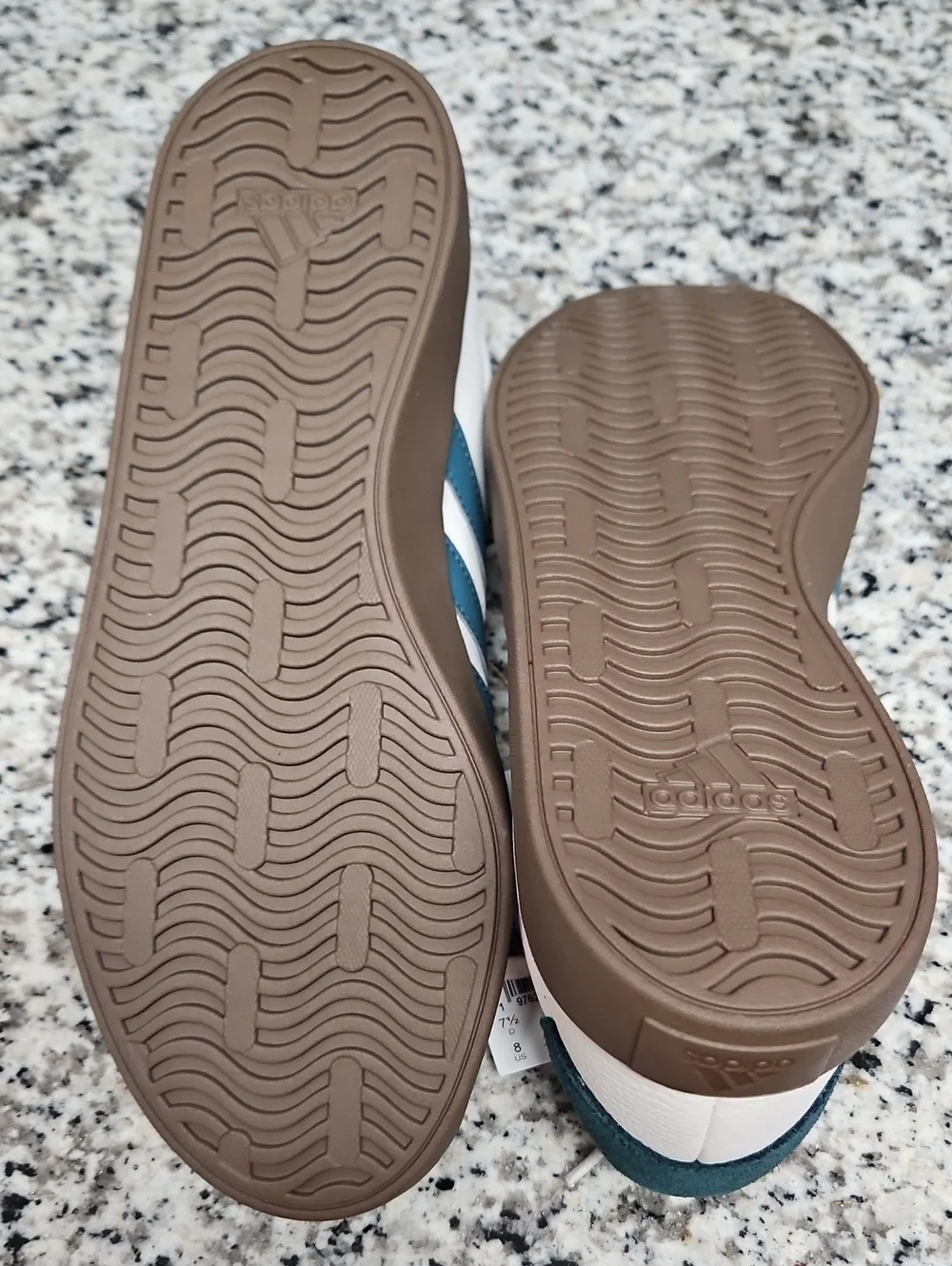 ADIDAS VL COURT SNEAKER, MENS 8, WMNS 9